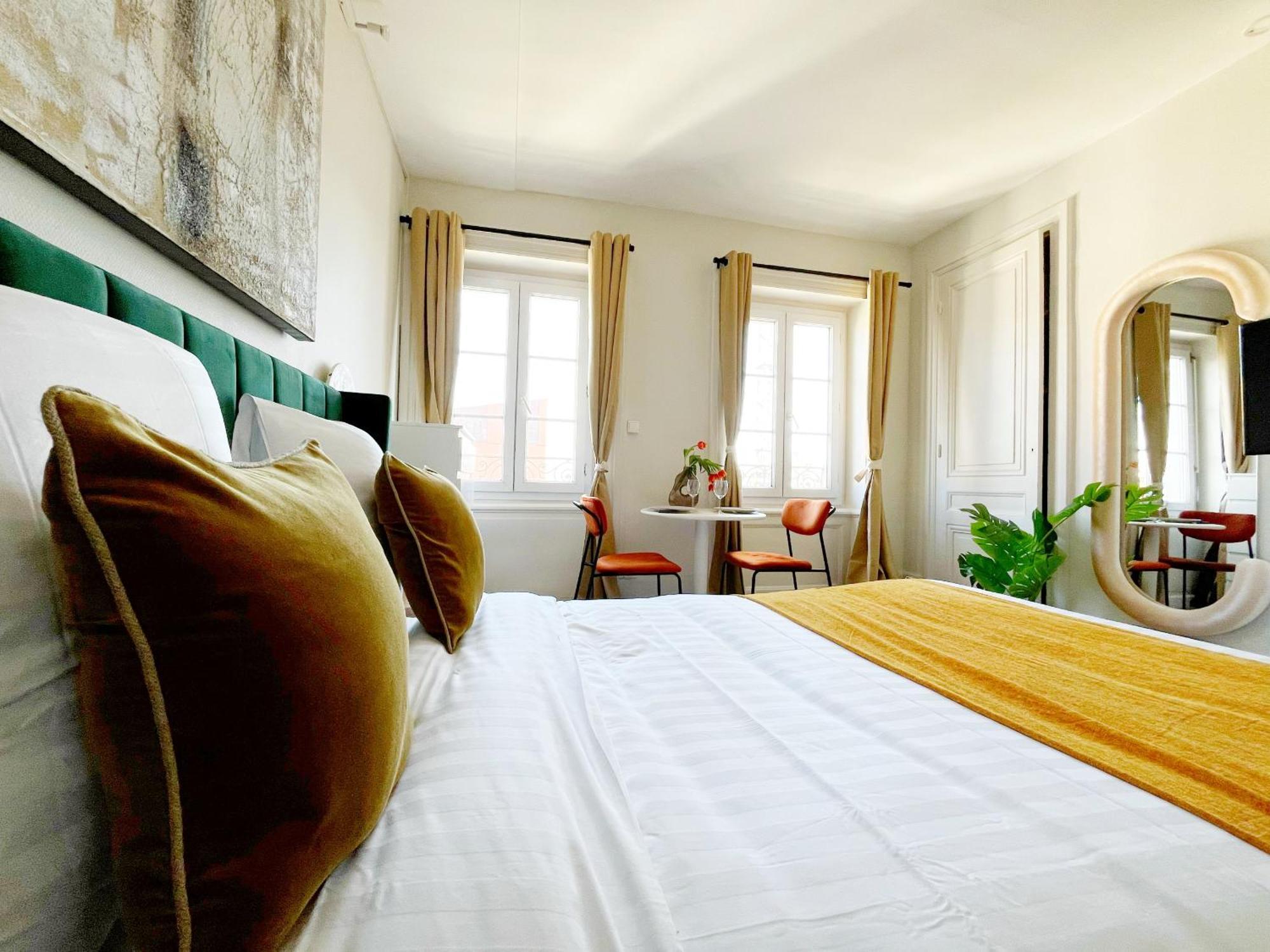 Suite Opium Lyon Luaran gambar