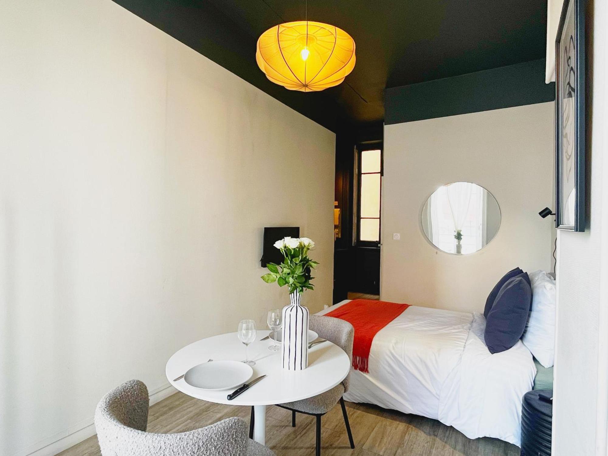 Suite Opium Lyon Luaran gambar