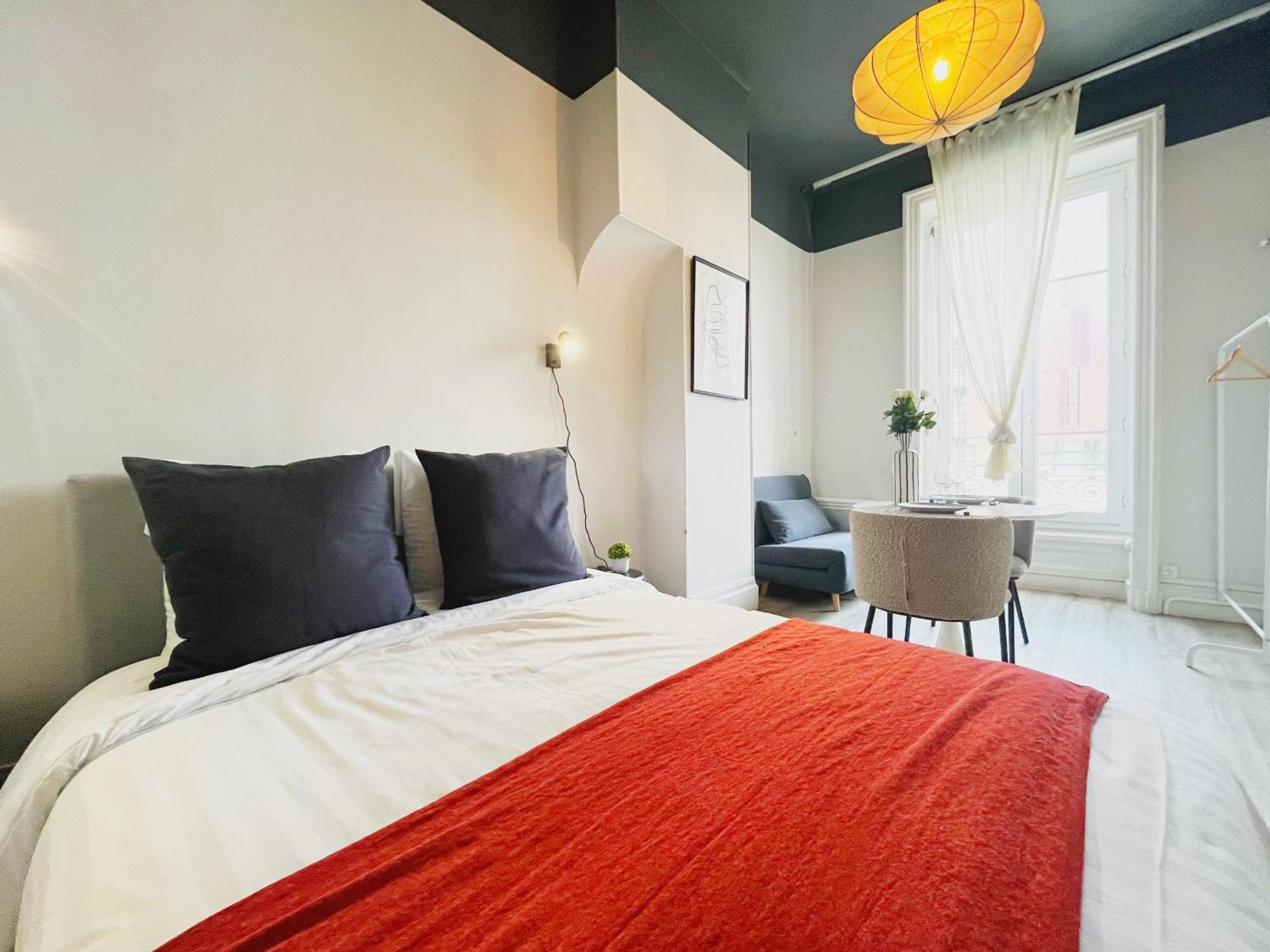 Suite Opium Lyon Luaran gambar