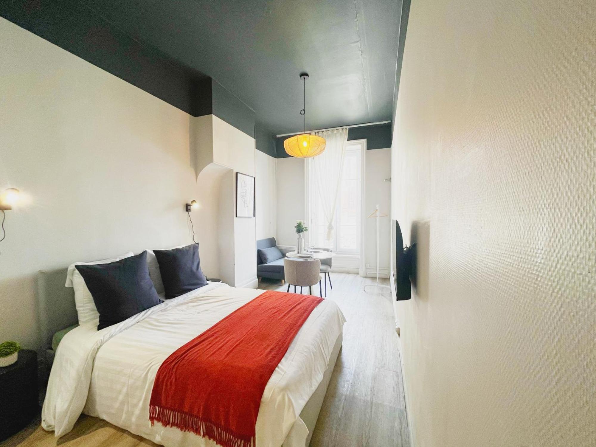 Suite Opium Lyon Luaran gambar